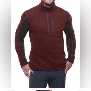 Grey. Burgundy. Wool. Beautiful. Amd no damage. Smoke free and pet free